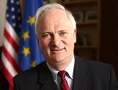 John Bruton Taoiseach Vice Chairman of Co-operation Ireland